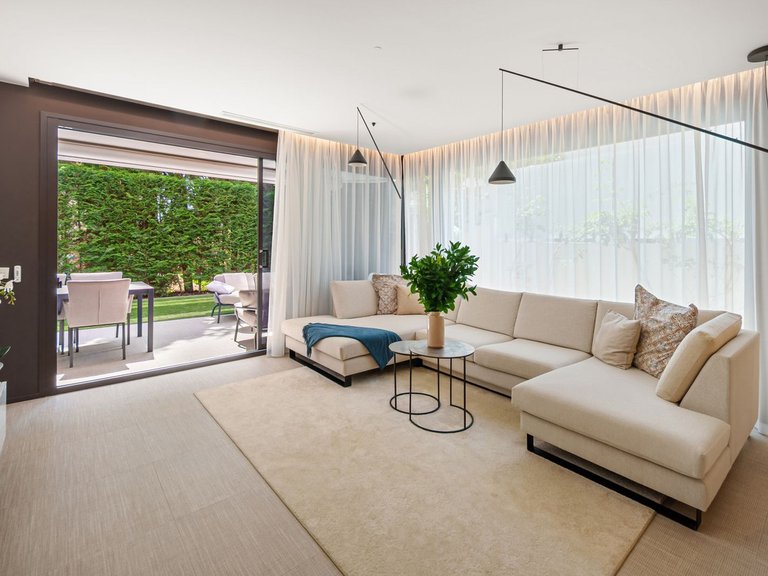 Apartment for Sale in Carib Playa, Malaga 9