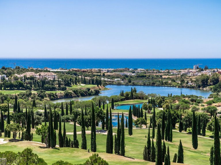 Plot for Sale in Los Flamingos, Malaga 3