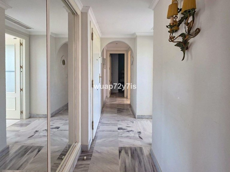 Apartment for Sale in Nueva Andalucía, Malaga 2