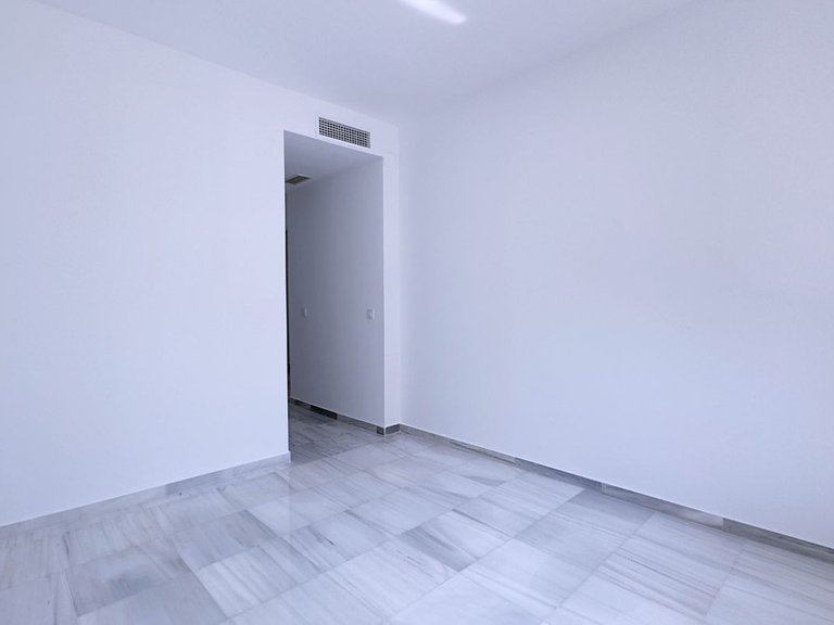 Apartment for Sale in Marbella, Malaga 16