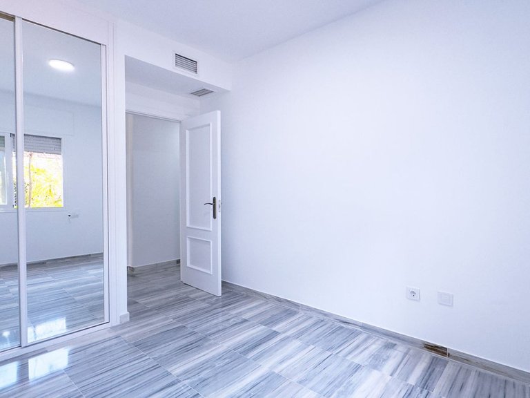 Apartment for Sale in Marbella, Malaga 18