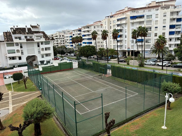 Apartment for Sale in Nueva Andalucía, Malaga 22