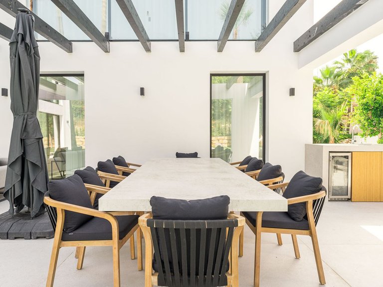 Villa for Sale in Nueva Andalucía, Malaga 14