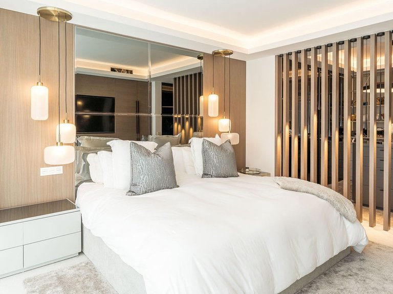 Villa for Sale in Nueva Andalucía, Malaga 30