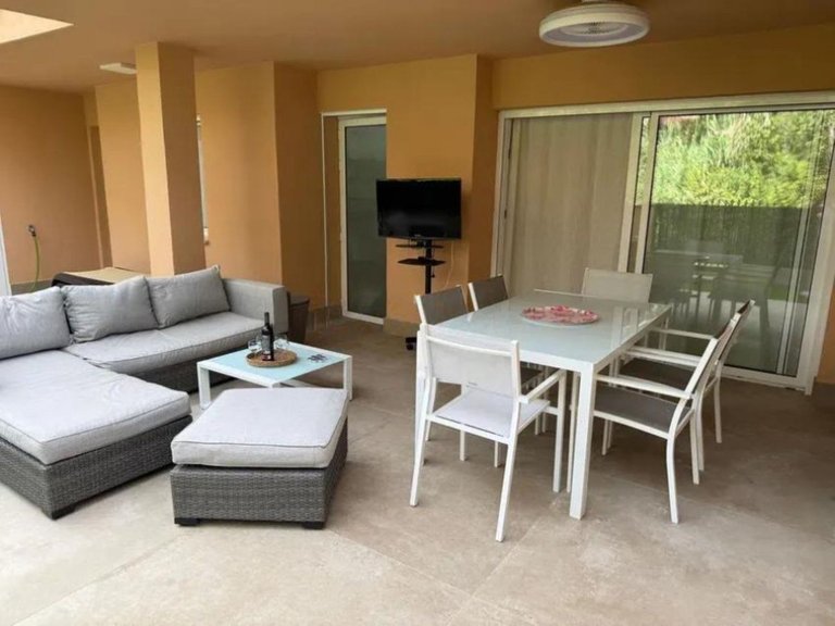 Apartment for Sale in Las Chapas, Malaga 1