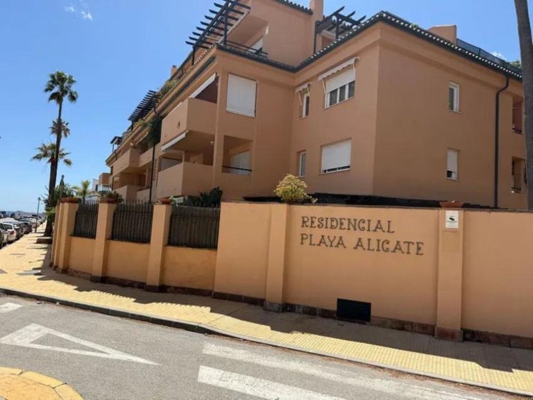 Apartment for Sale in Las Chapas, Malaga 10
