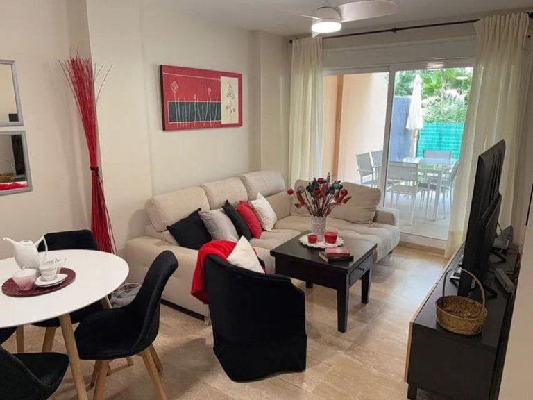 Apartment for Sale in Las Chapas, Malaga 4