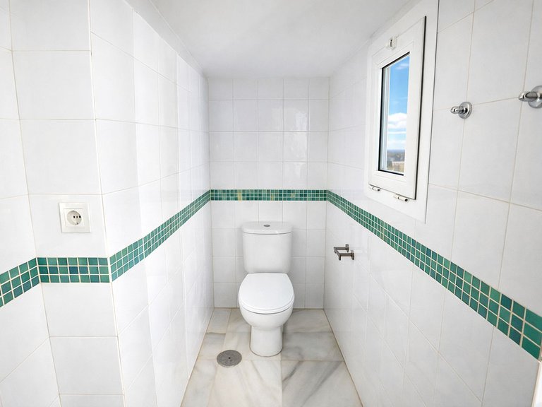 Apartment for Sale in La Duquesa, Malaga 16