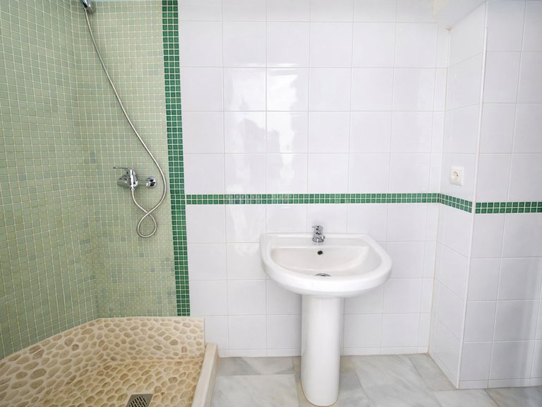Apartment for Sale in La Duquesa, Malaga 17