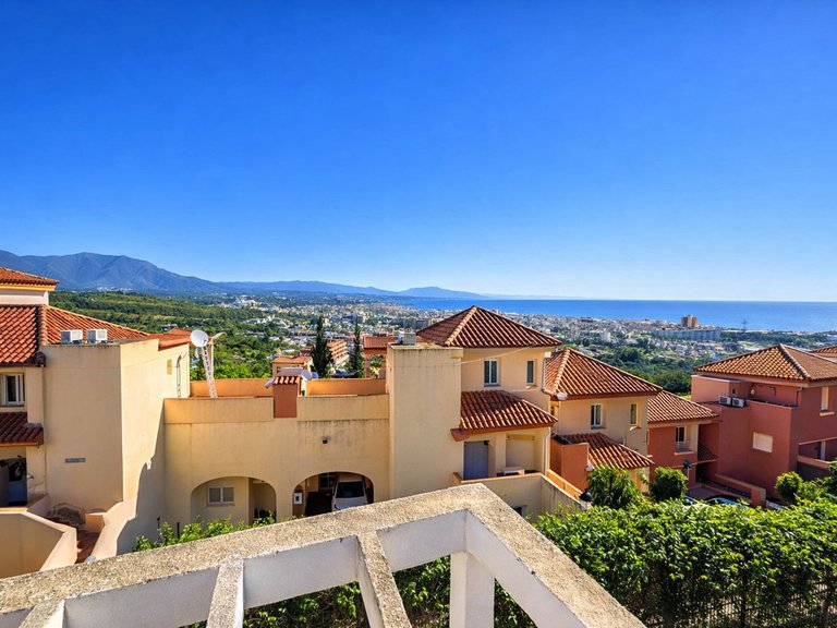Apartment for Sale in La Duquesa, Malaga 28