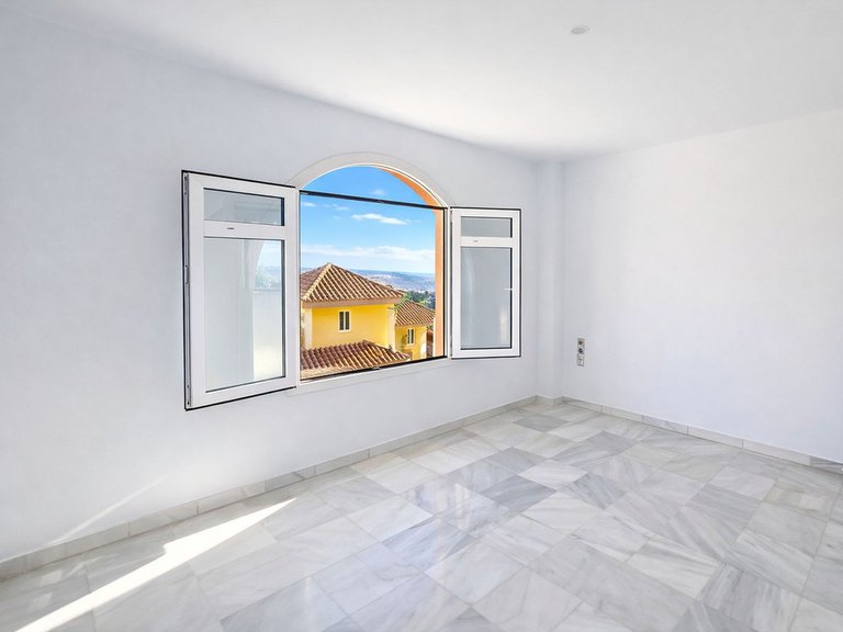 Apartment for Sale in La Duquesa, Malaga 38