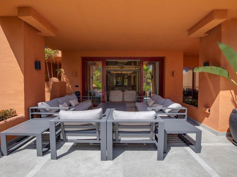 Apartment for Sale in Puerto Banús, Malaga 12