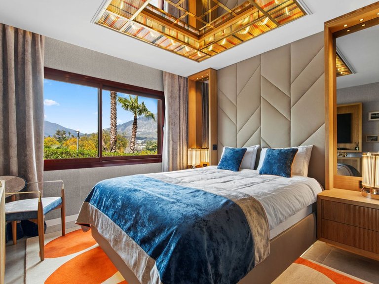 Apartment for Sale in Puerto Banús, Malaga 29