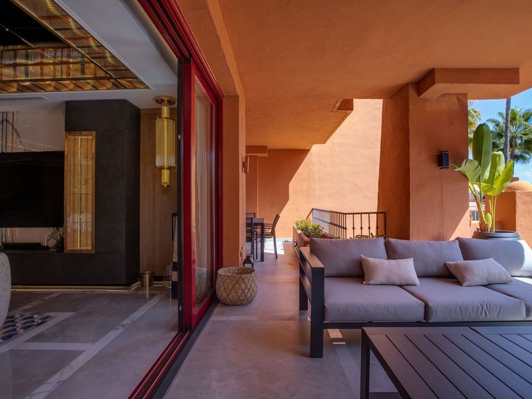 Apartment for Sale in Puerto Banús, Malaga 9