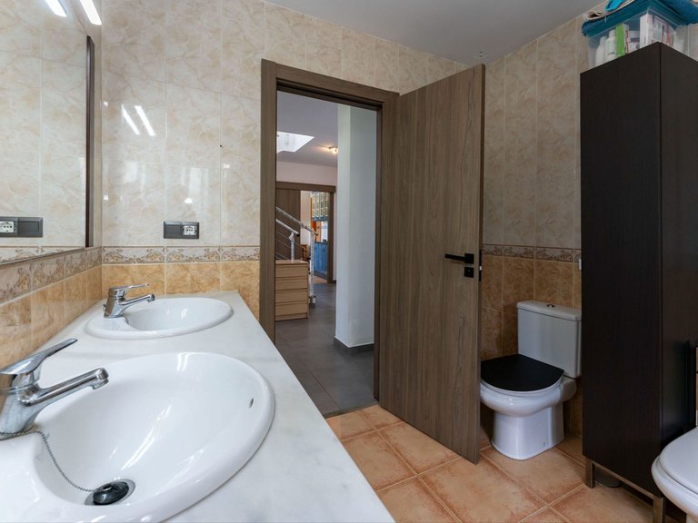 Villa for Sale in Coín, Malaga 16