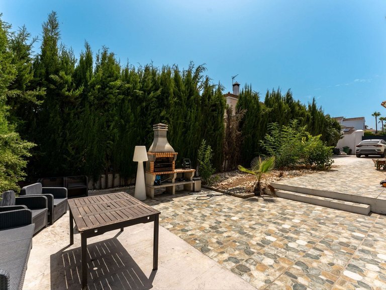 Villa for Sale in Coín, Malaga 33