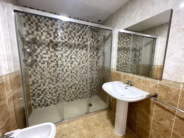 Apartment for Sale in San Luis De Sabinillas, Malaga 32