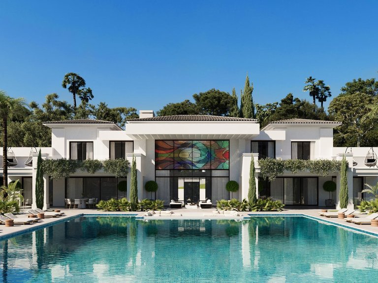 Villa for Sale in Los Flamingos, Malaga 1
