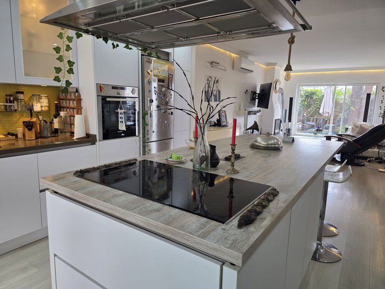 Villa for Sale in Hacienda Las Chapas, Malaga 15