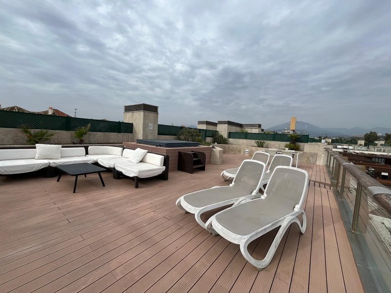 Apartment for Sale in Puerto Banús, Malaga 9