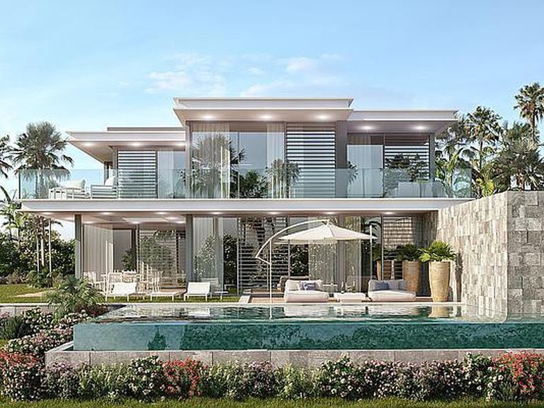 Villa for Sale in Cabopino, Malaga 1