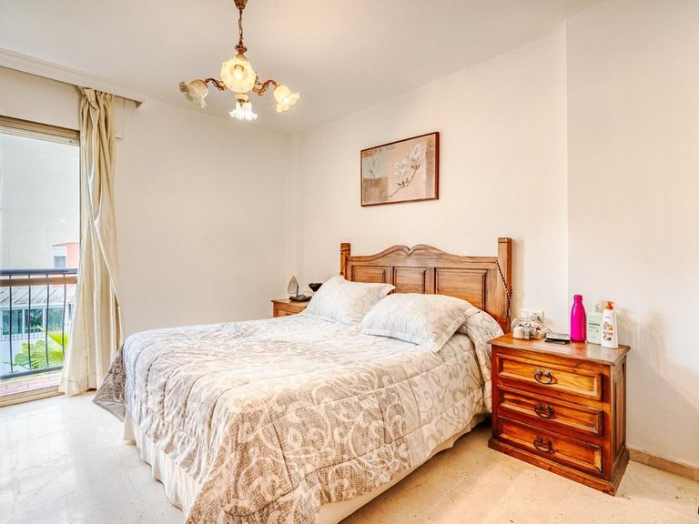 Villa for Sale in Estepona, Malaga 15