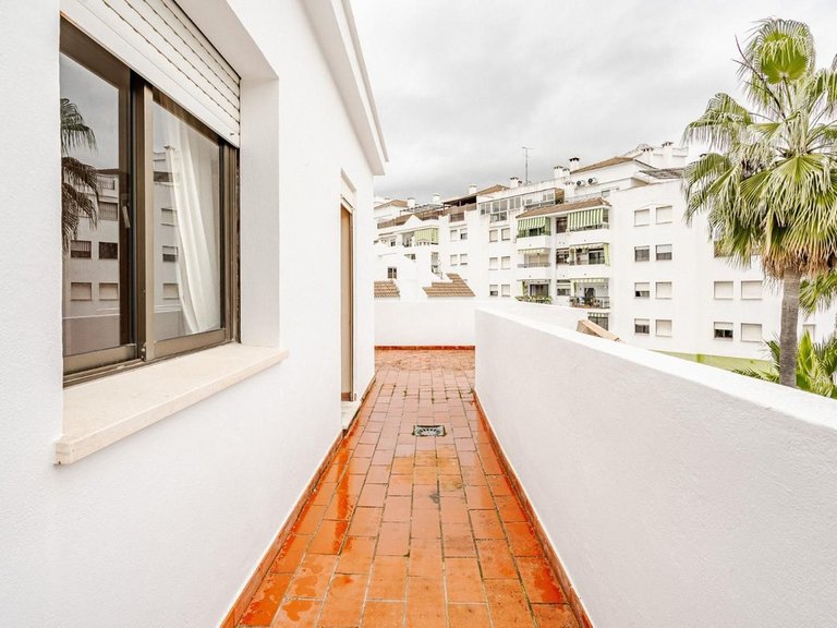 Villa for Sale in Estepona, Malaga 19