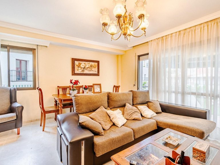 Villa for Sale in Estepona, Malaga 23