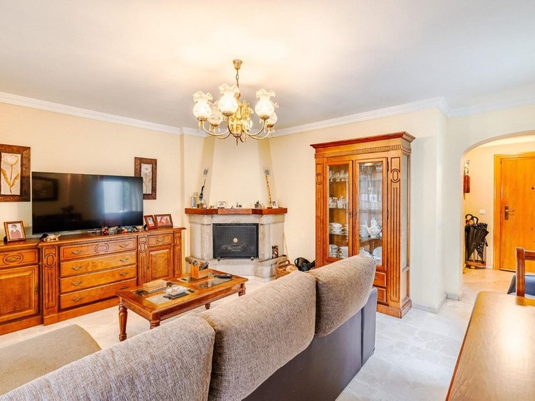 Villa for Sale in Estepona, Malaga 25