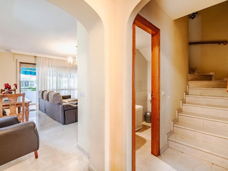 Villa for Sale in Estepona, Malaga 26