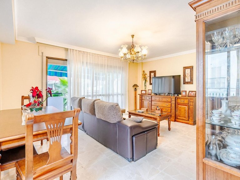 Villa for Sale in Estepona, Malaga 3