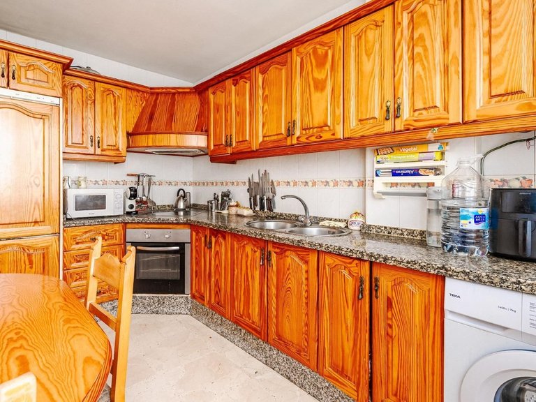 Villa for Sale in Estepona, Malaga 6