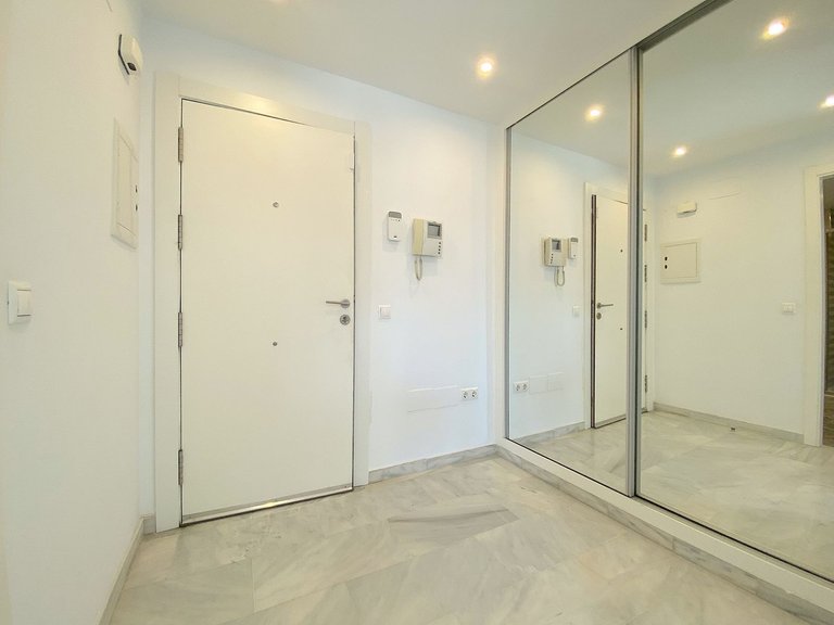Apartment for Sale in Costa del Sol Fuengirola, Malaga 8