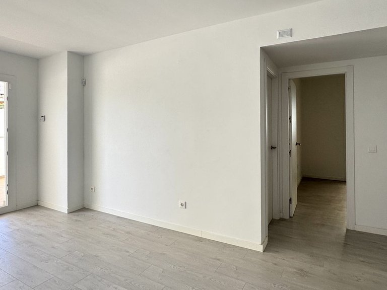 Apartment for Sale in Fuengirola, Malaga 11
