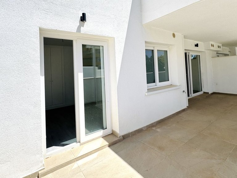Apartment for Sale in Fuengirola, Malaga 15