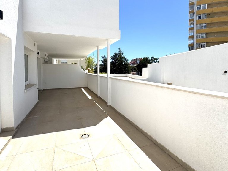 Apartment for Sale in Fuengirola, Malaga 16