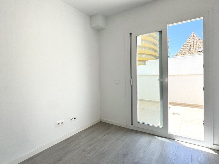 Apartment for Sale in Fuengirola, Malaga 17