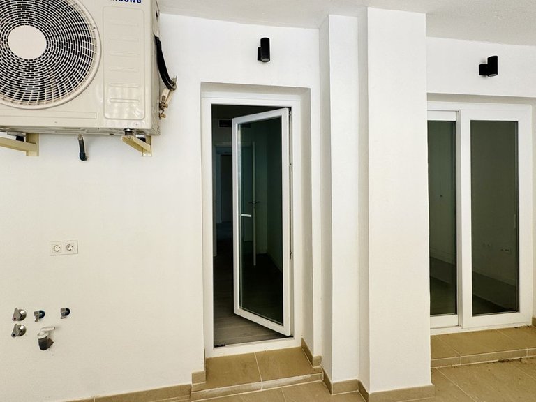 Apartment for Sale in Fuengirola, Malaga 25