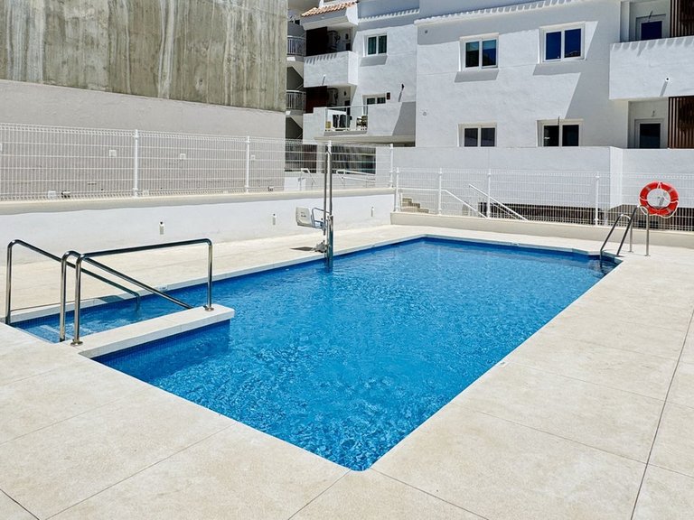 Apartment for Sale in Fuengirola, Malaga 32