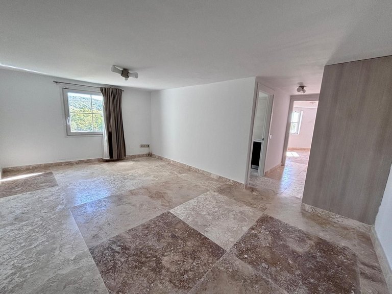 Villa for Sale in La Cala, Malaga 14