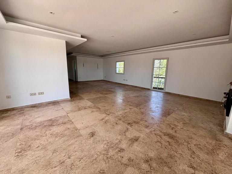Villa for Sale in La Cala, Malaga 7