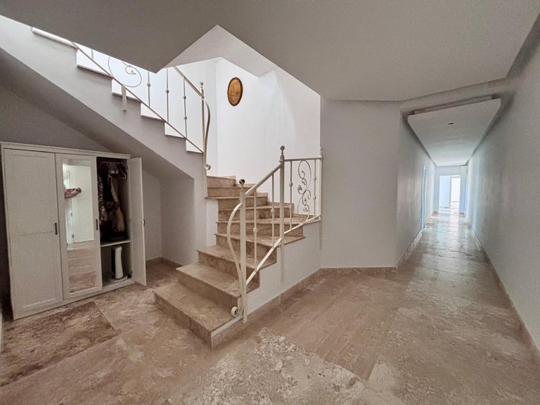 Villa for Sale in La Cala, Malaga 8