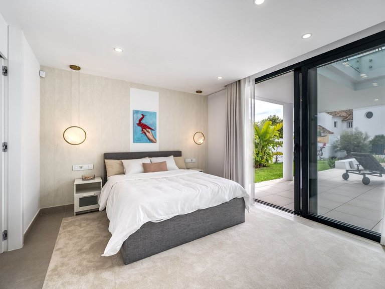 Villa for Sale in San Pedro De Alcántara, Malaga 20
