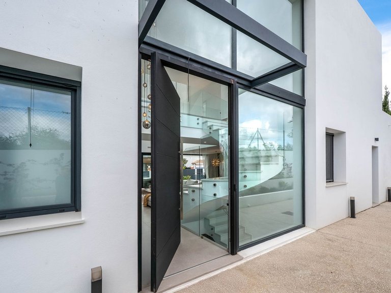 Villa for Sale in San Pedro De Alcántara, Malaga 39