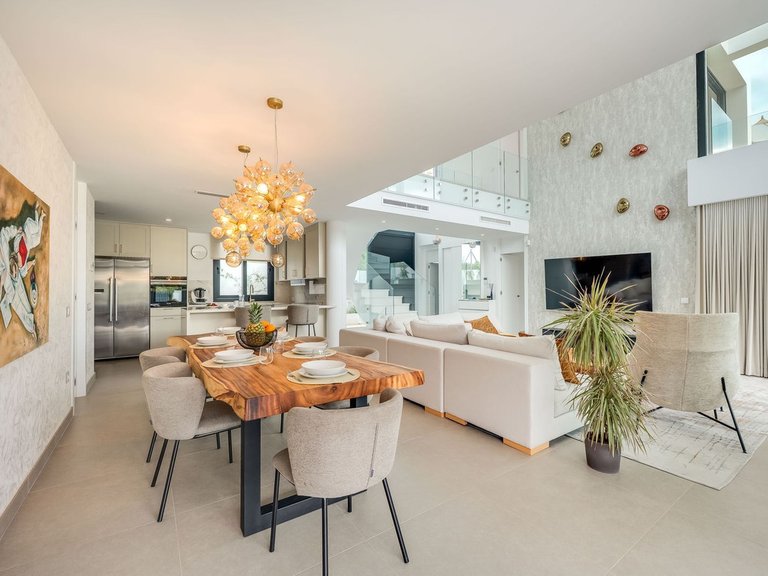 Villa for Sale in San Pedro De Alcántara, Malaga 5
