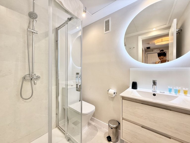 Apartment for Sale in Benahavís, Malaga 16