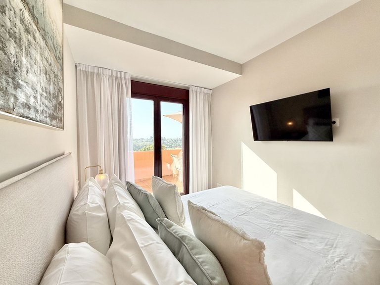 Apartment for Sale in Benahavís, Malaga 21