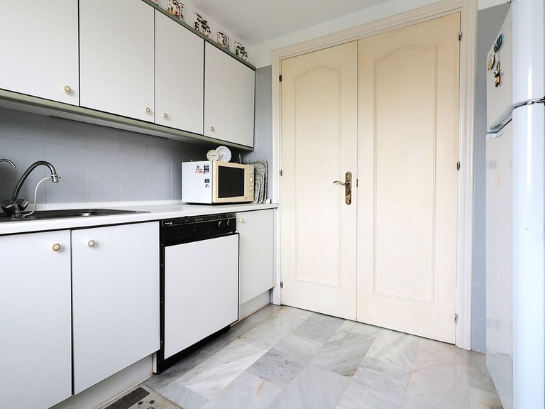 Apartment for Sale in Bel Air, Malaga 11