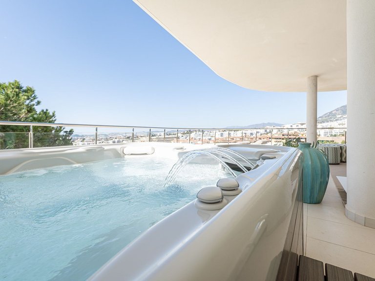 Apartment for Sale in Benalmadena, Malaga 12