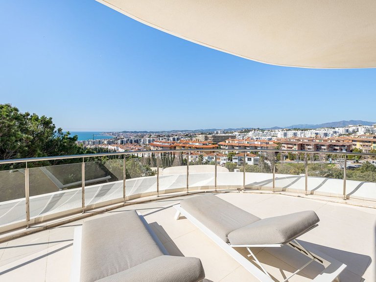 Apartment for Sale in Benalmadena, Malaga 18